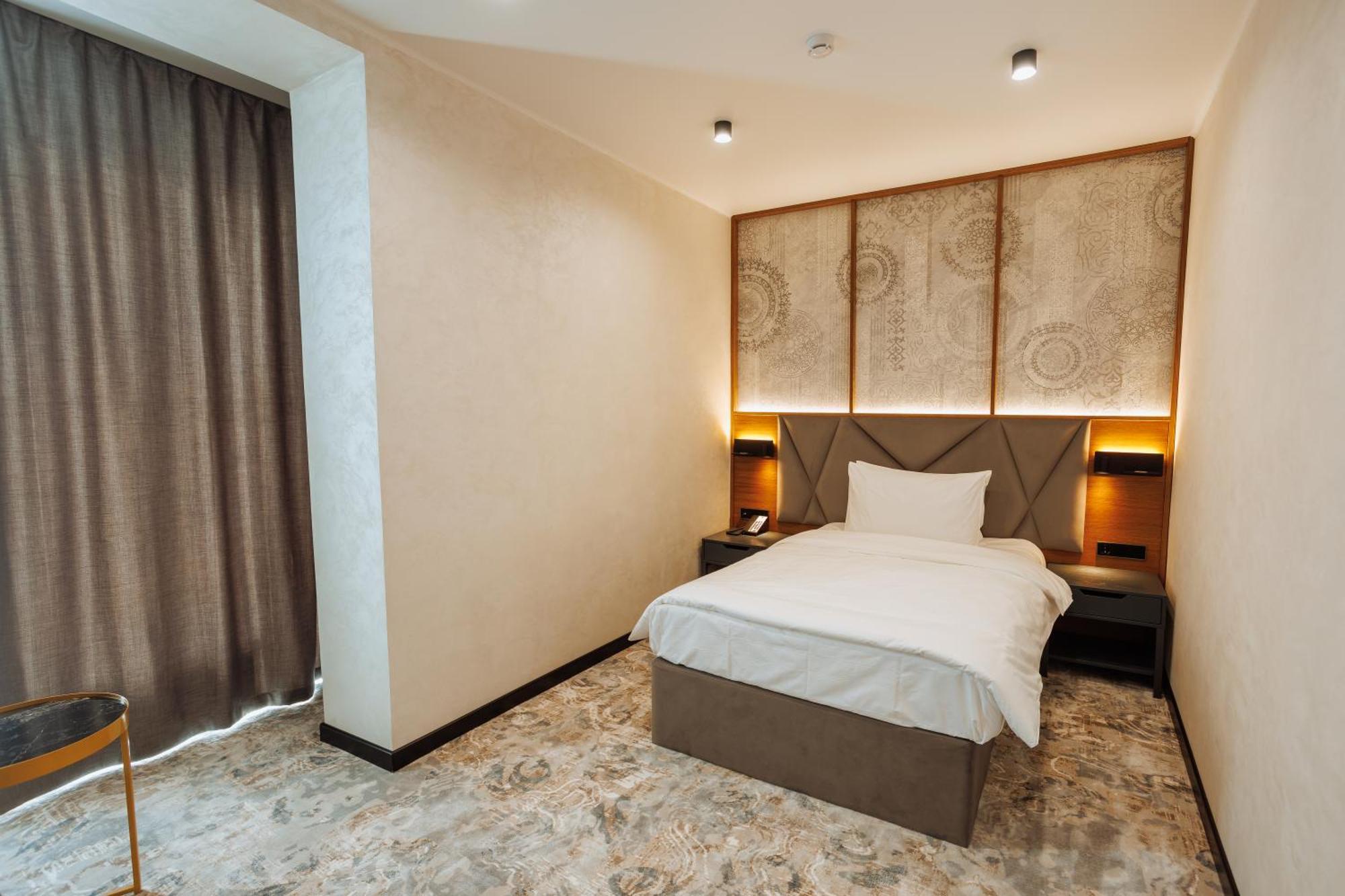 Aurum Garden Hotel Shymkent Exterior foto