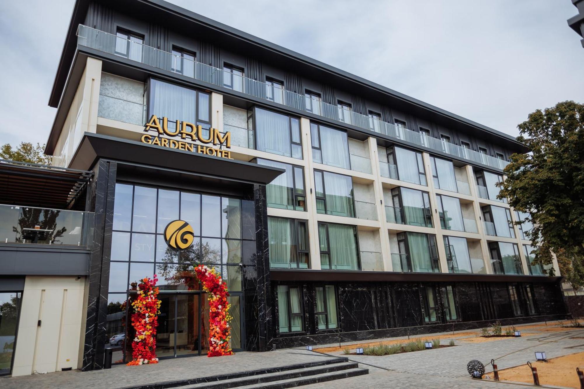 Aurum Garden Hotel Shymkent Exterior foto