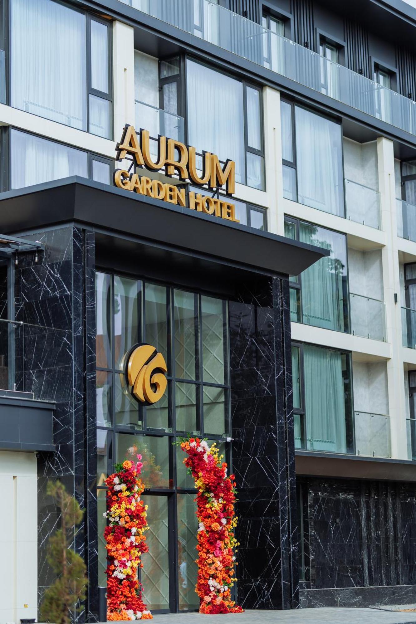 Aurum Garden Hotel Shymkent Exterior foto