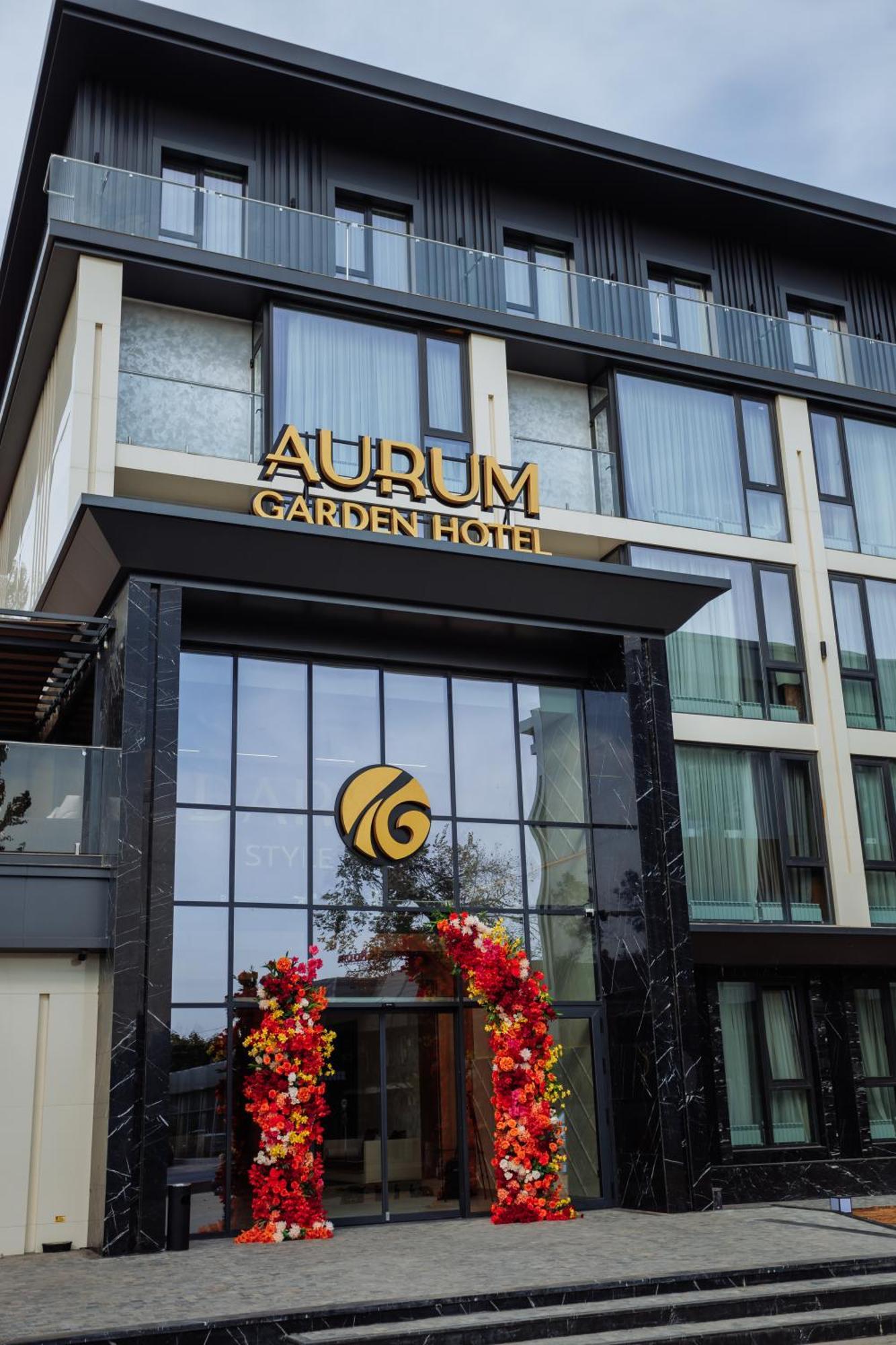 Aurum Garden Hotel Shymkent Exterior foto
