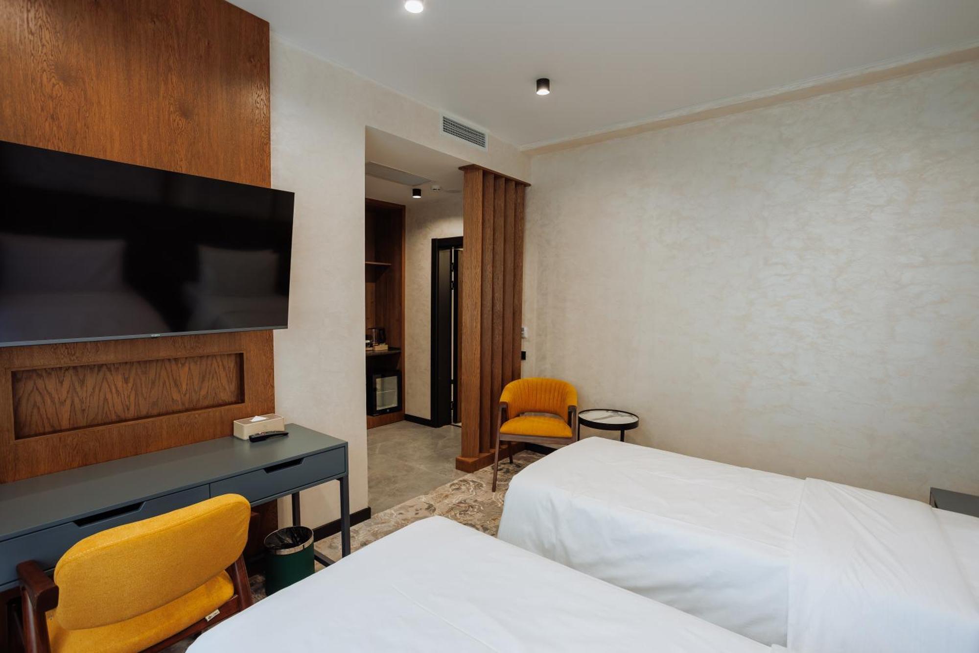 Aurum Garden Hotel Shymkent Exterior foto