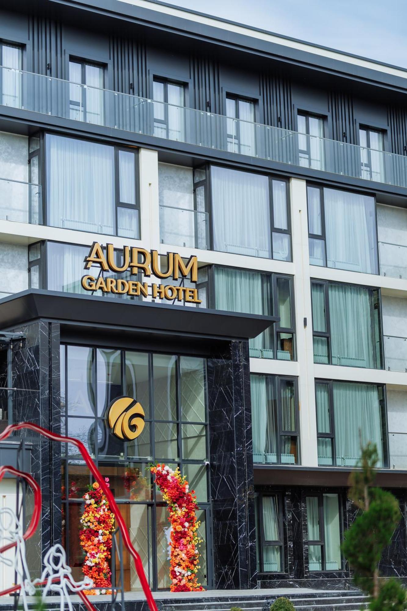 Aurum Garden Hotel Shymkent Exterior foto