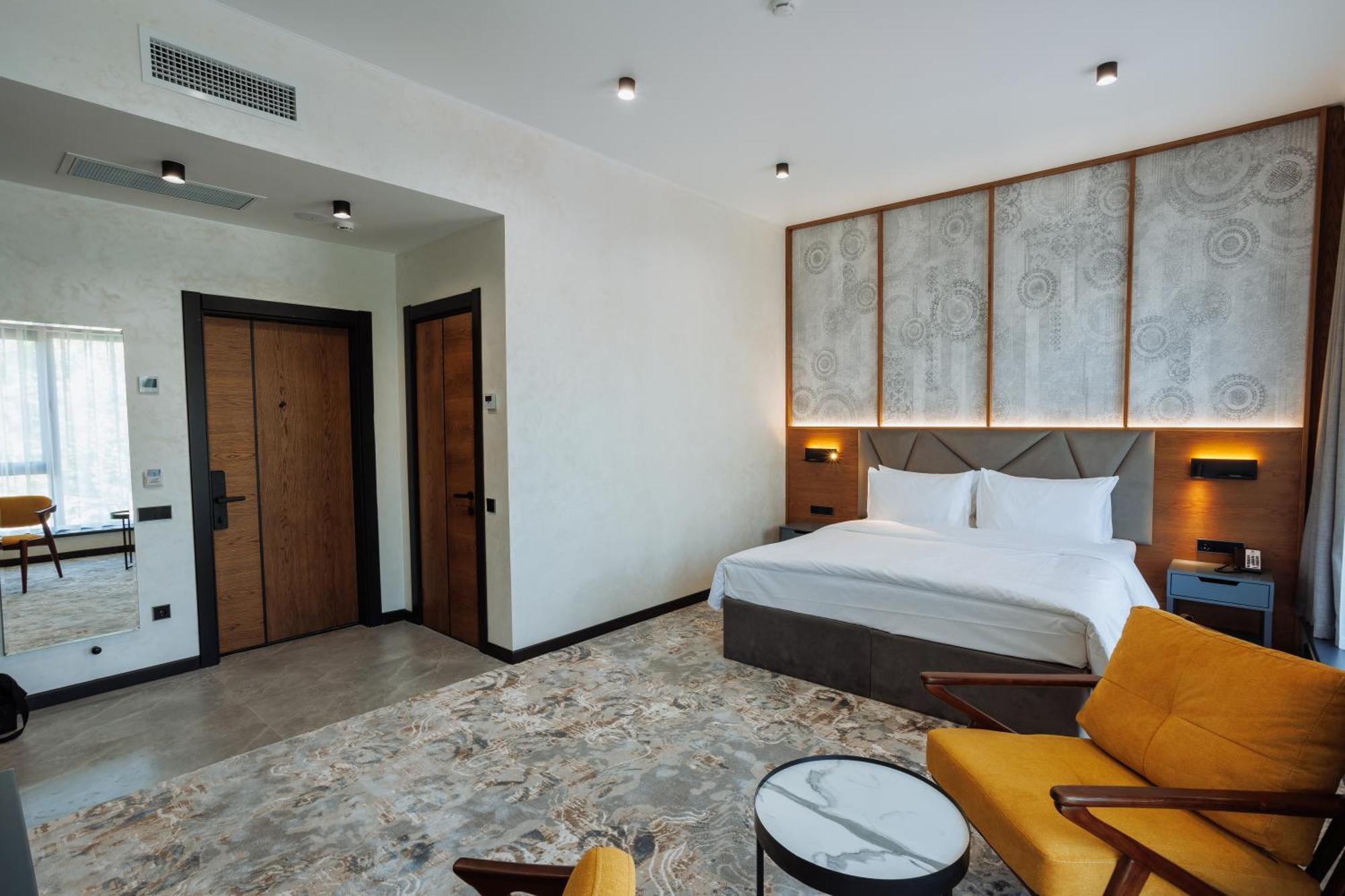 Aurum Garden Hotel Shymkent Exterior foto