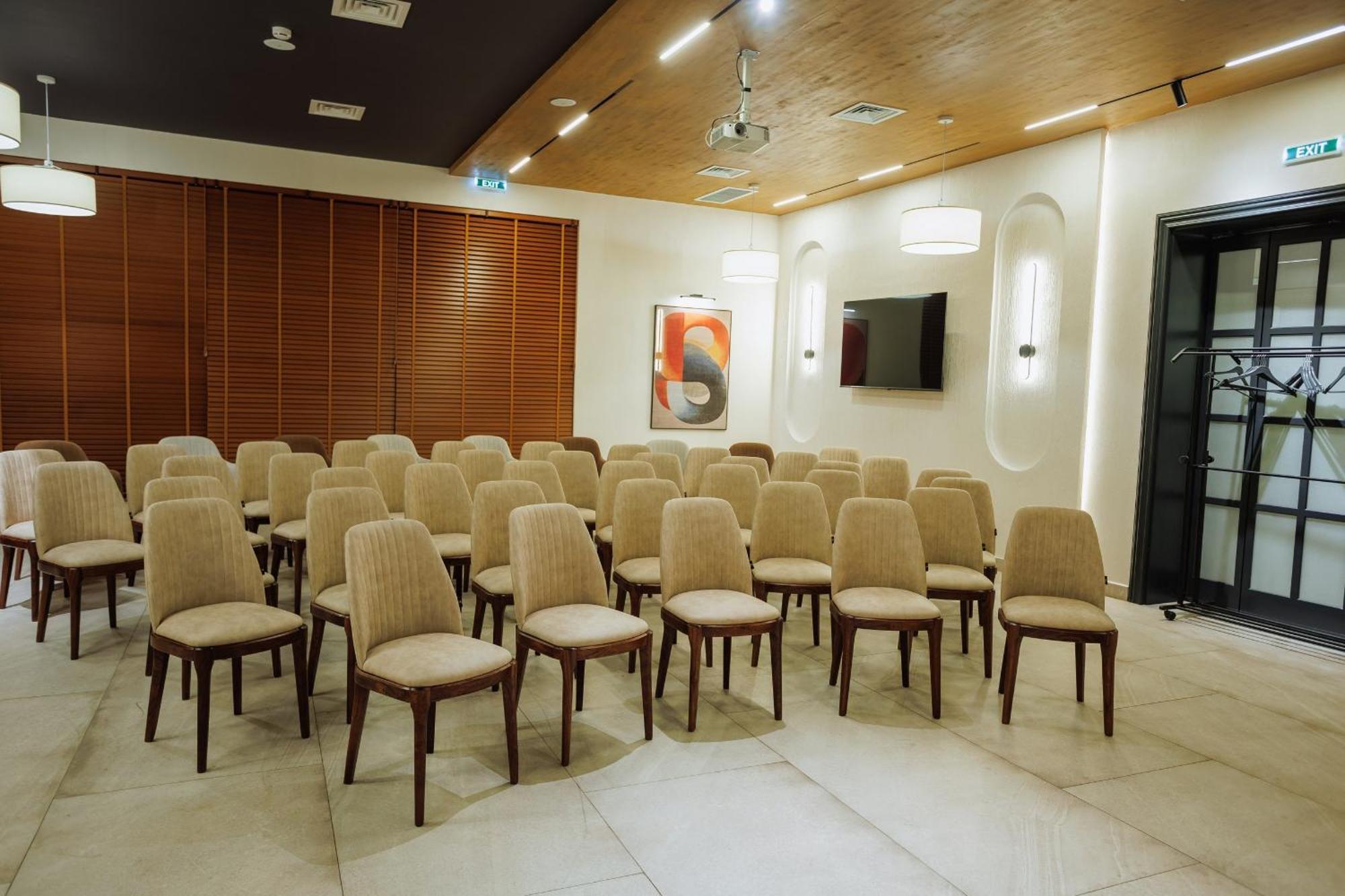 Aurum Garden Hotel Shymkent Exterior foto