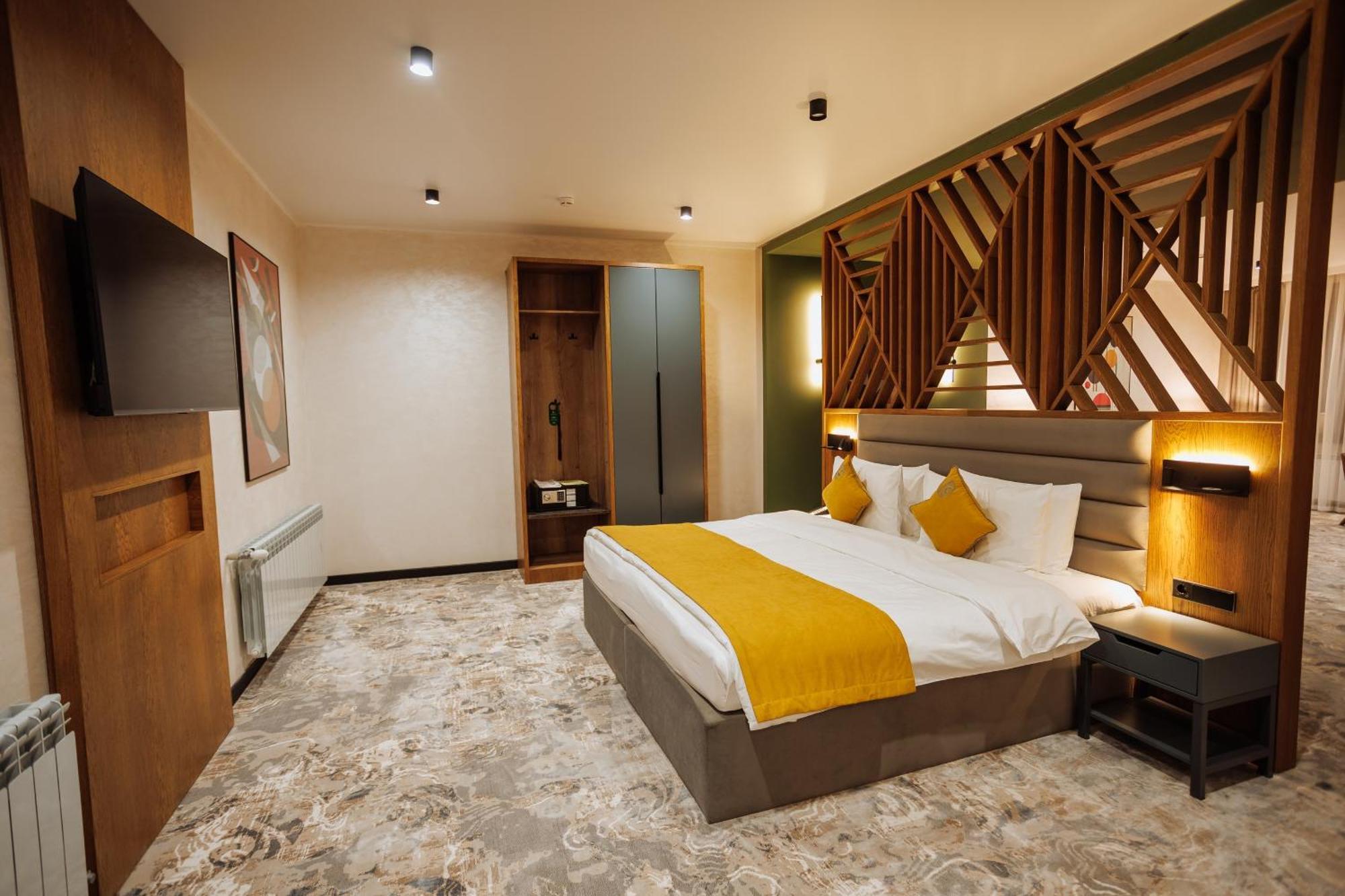 Aurum Garden Hotel Shymkent Exterior foto
